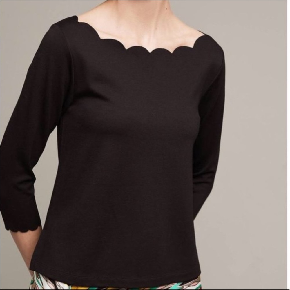 New With Tags Anthropologie Erin  + Ali Scalloped Neck Knit Top Sz M
